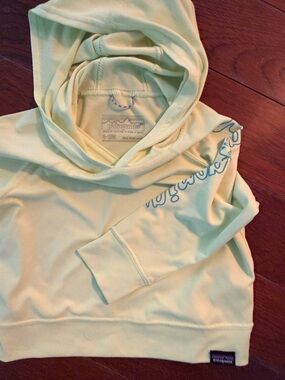 Hot yellow Patagonia Baby Capilene® Silkweight Hoody 6-12mo NWOT